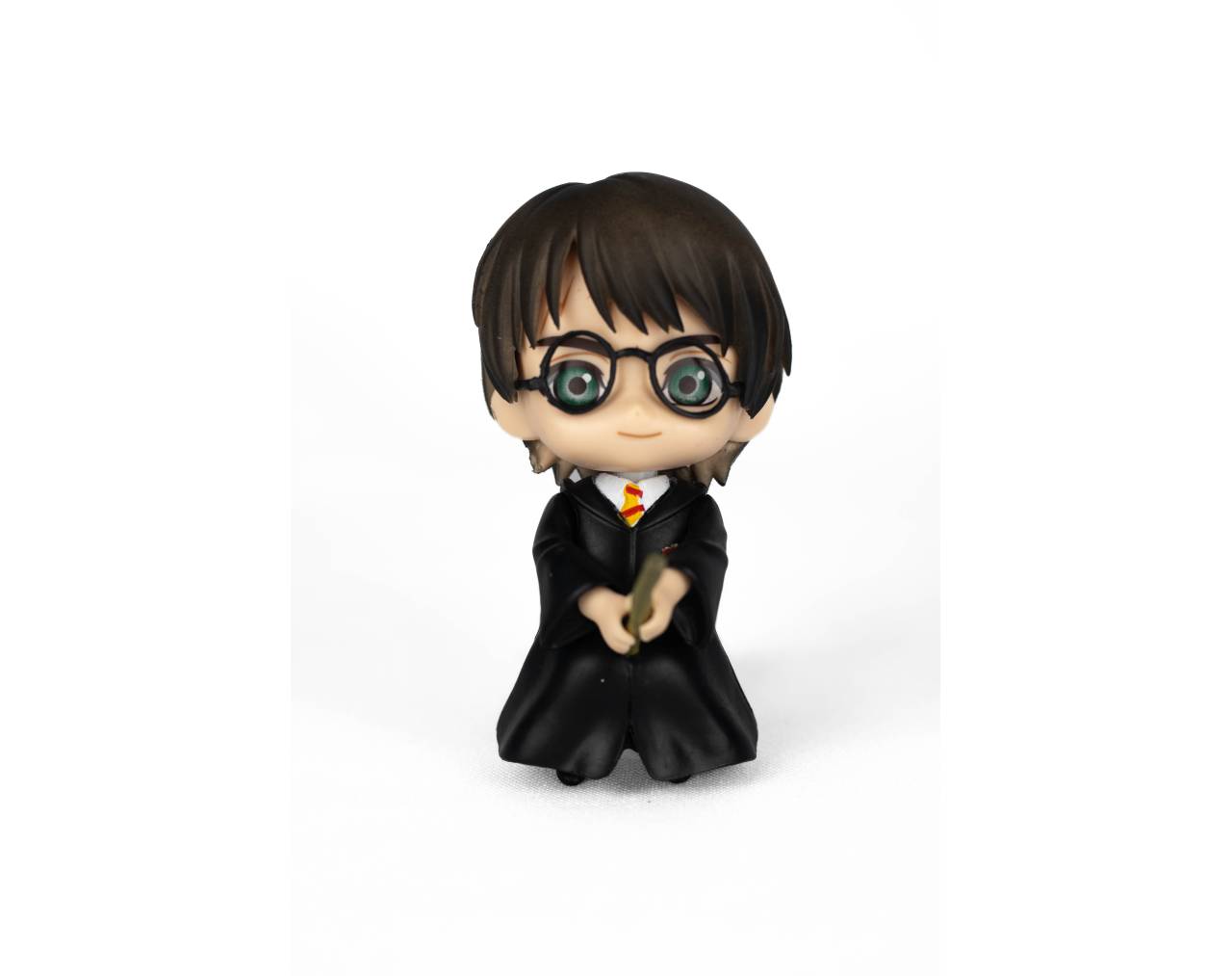 SET DE 6 FIGURAS DE HARRY POTTER: Harry, Hermione, Ron, volando con sus escobas